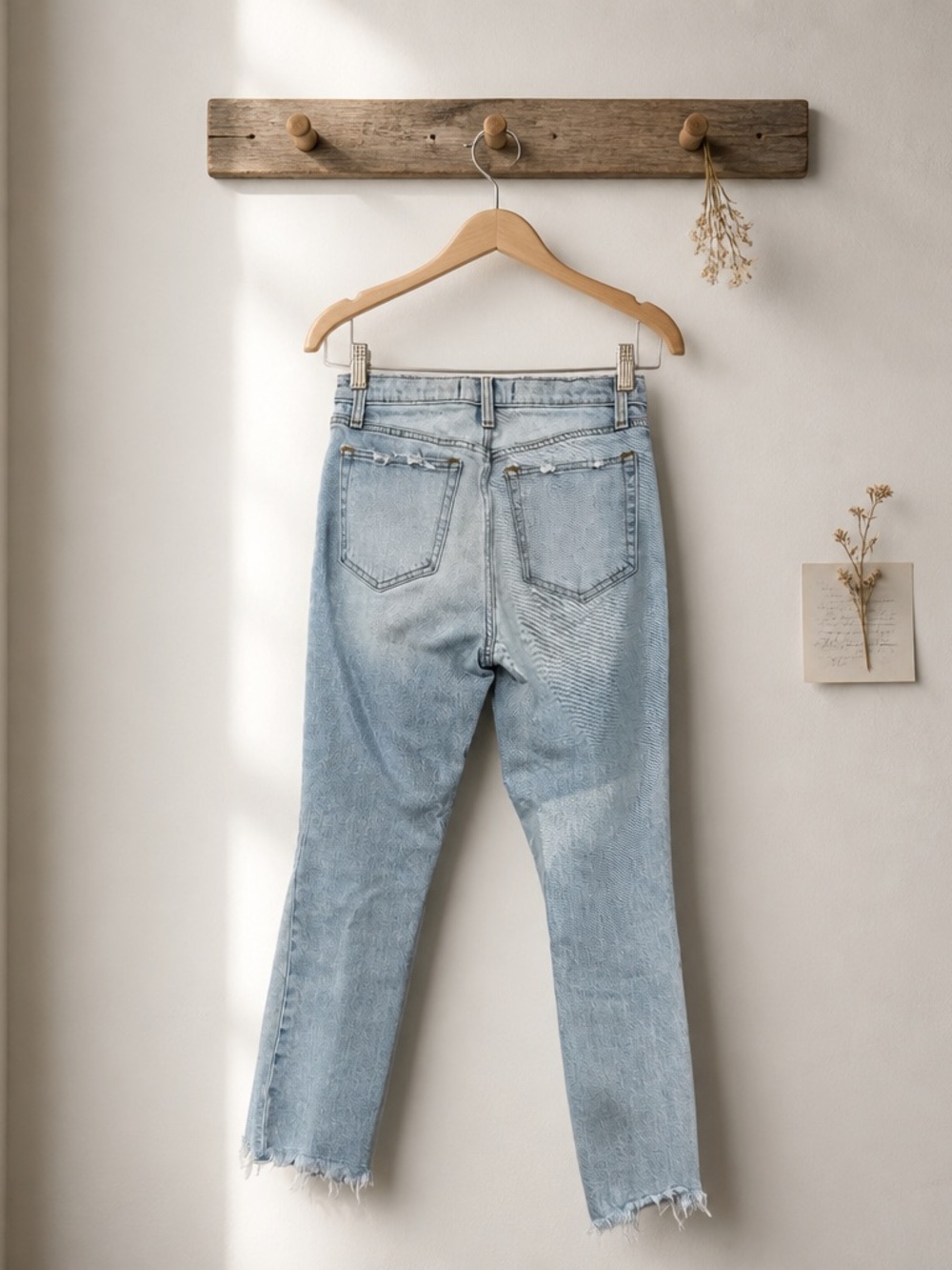 Abercrombie & Fitch Light Blue Distressed Straight-Leg Jeans - Picture 3 of 4